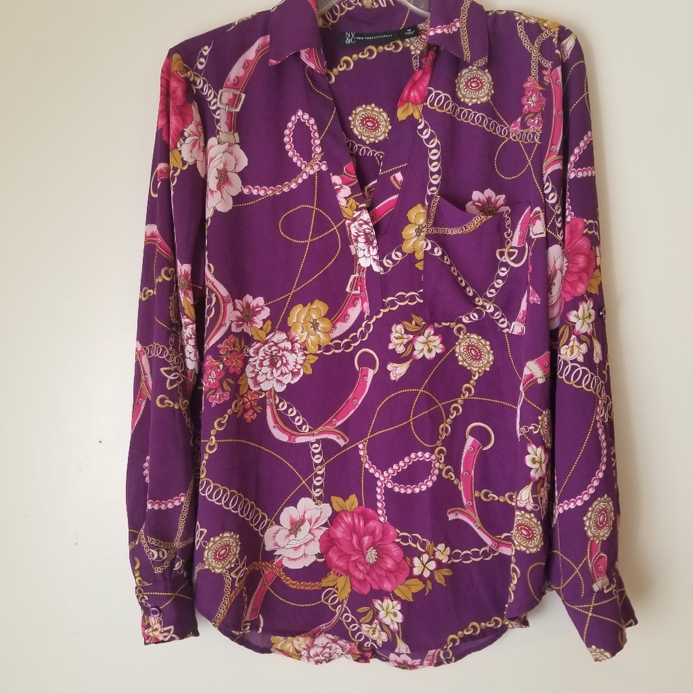 New York & Company Chains and Flowers Purple Top Size Medium
